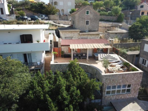 Apartments with a parking space Hvar - 15460